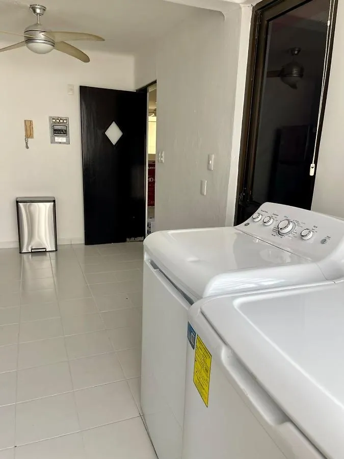 Aparthotel Deco 3 Downtown 3 Bed Apartment Cancun Mexico